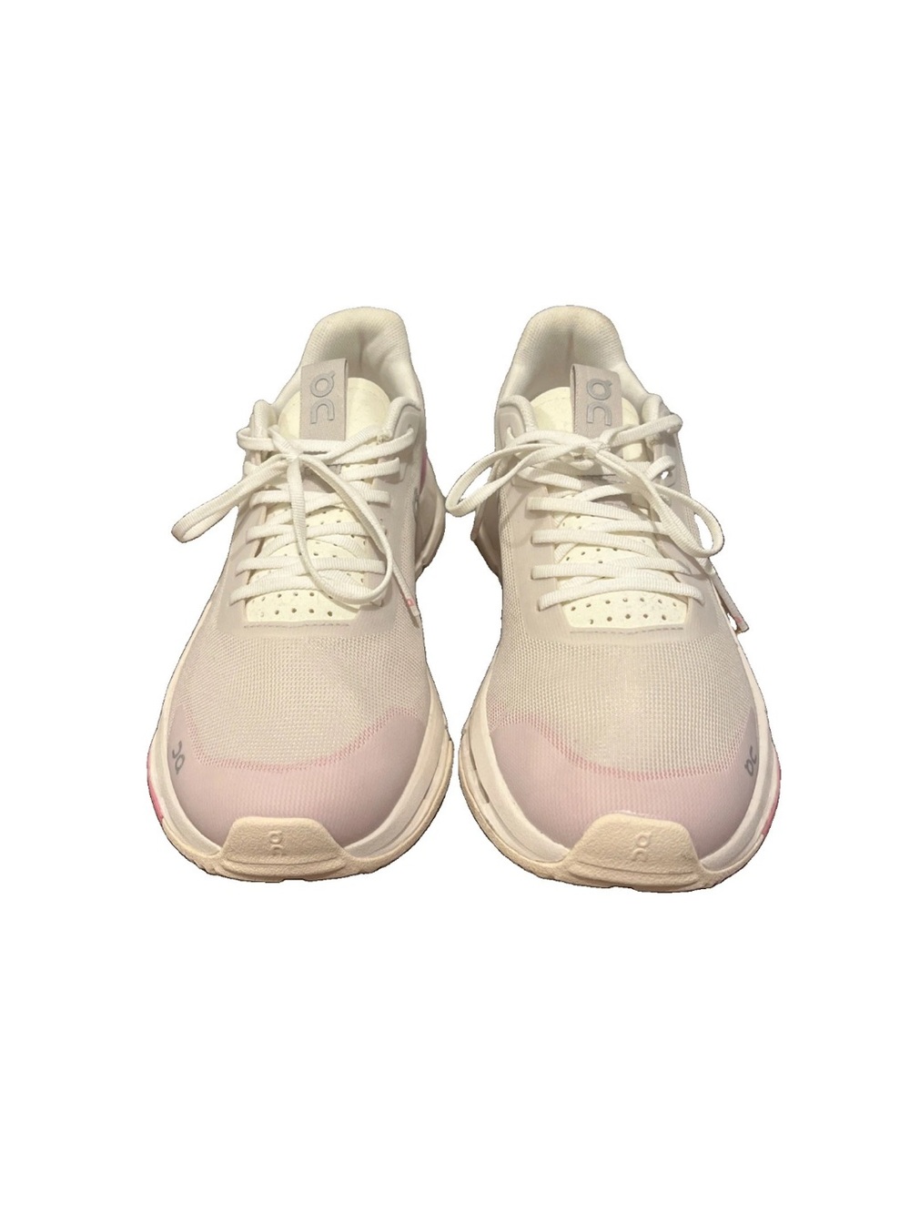 On Running Women’s Cloudnova Form 2 women’s Pearl Rasberry Sz 7.5